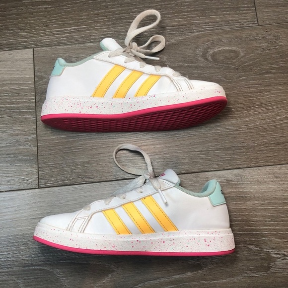 Adidas Shoes Kids 1 1/2 Girls Grand Court X Disney Low Top Sneakers ID8024 White - Picture 9 of 11